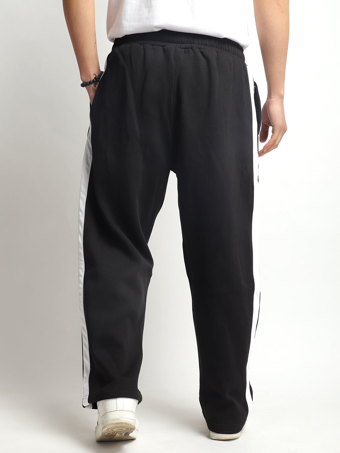 Stratford Black Cotton Loose Straight Fit Sweatpants