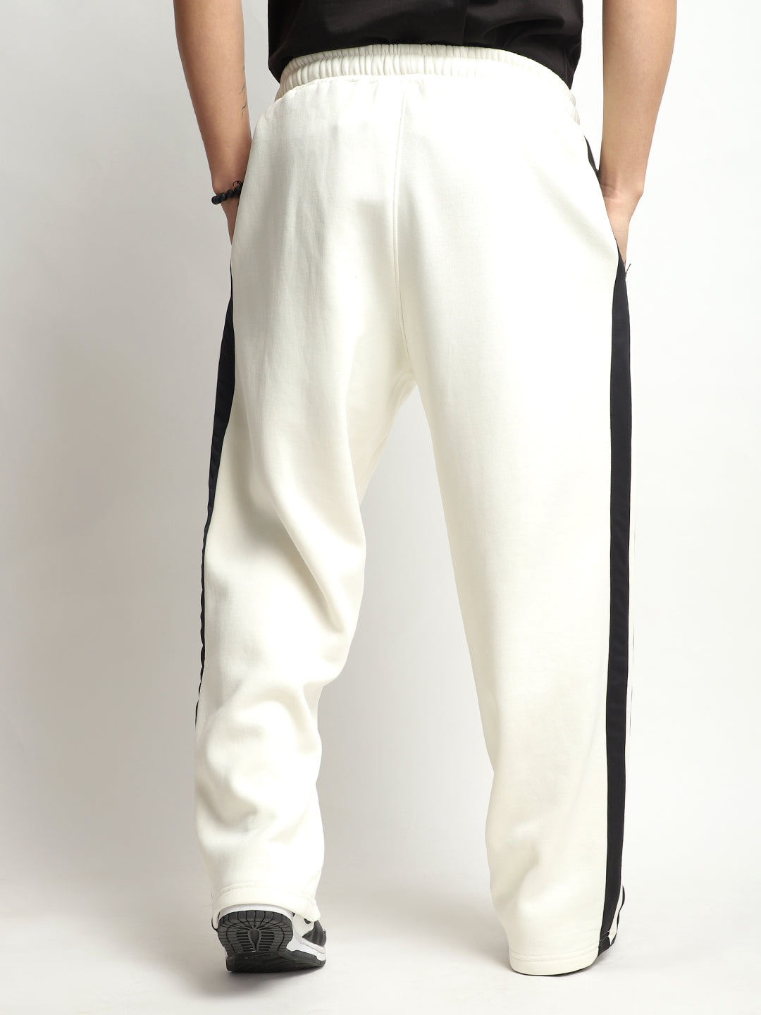 Stratford Off White Cotton Loose Straight Fit Sweatpants